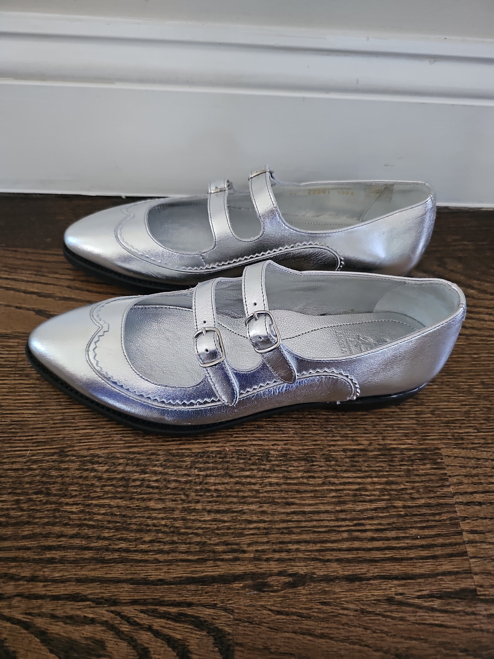 The Office Of Angela Scott Miss Margo Silver Mary Jane Flat Sz 37 US 7 Shoes New - Picture 2 of 9
